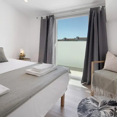 Lägenhet Ocean View Loft Ponta Delgada